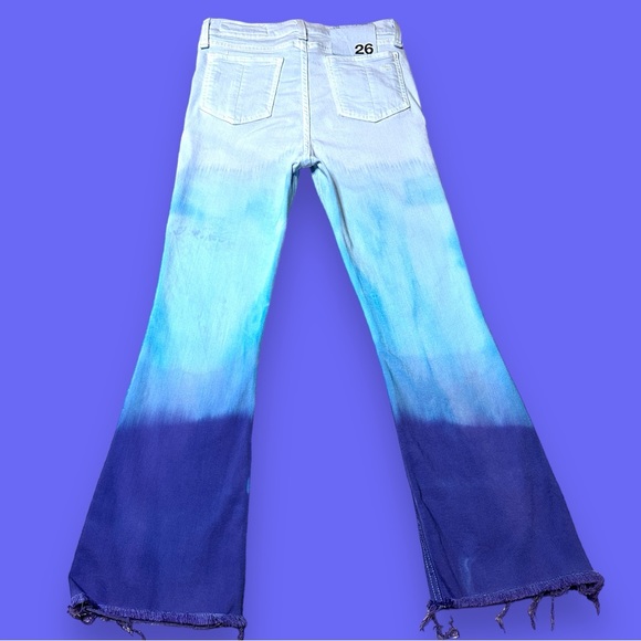 NWT Originally White Flare Jeans Done Up in “Fade Into Blue” 👖 Size 26 - Picture 3 of 9